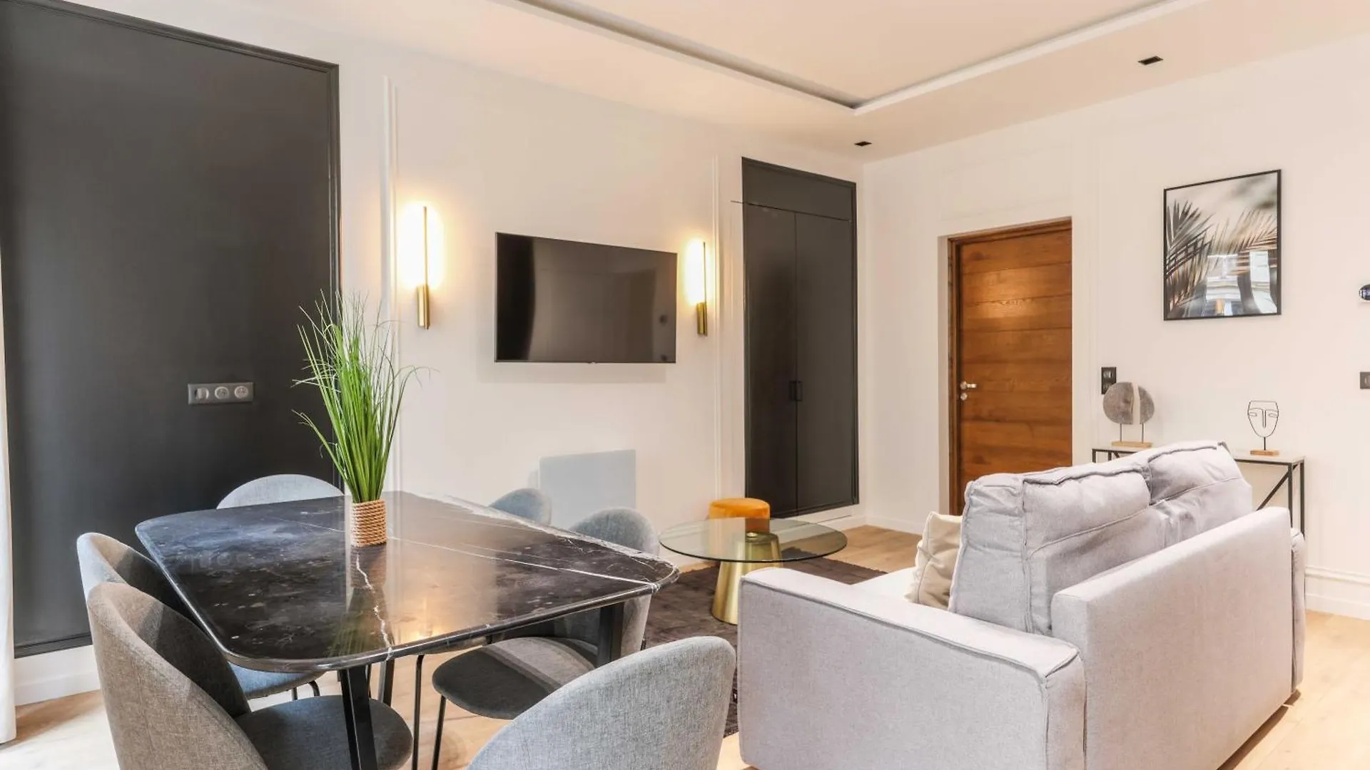 Διαμέρισμα Perfect For Exploring - 2br-6p - Center Of