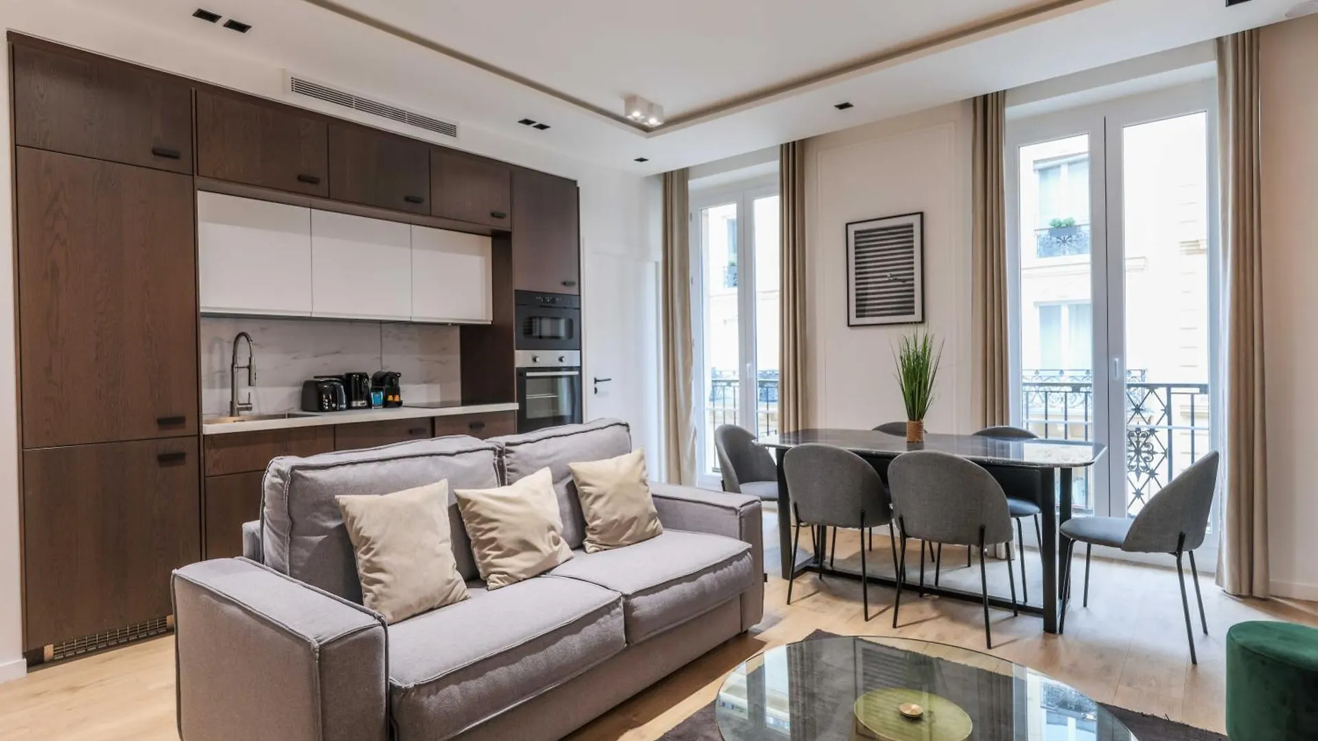 Perfect For Exploring - 2br-6p - Center Of *