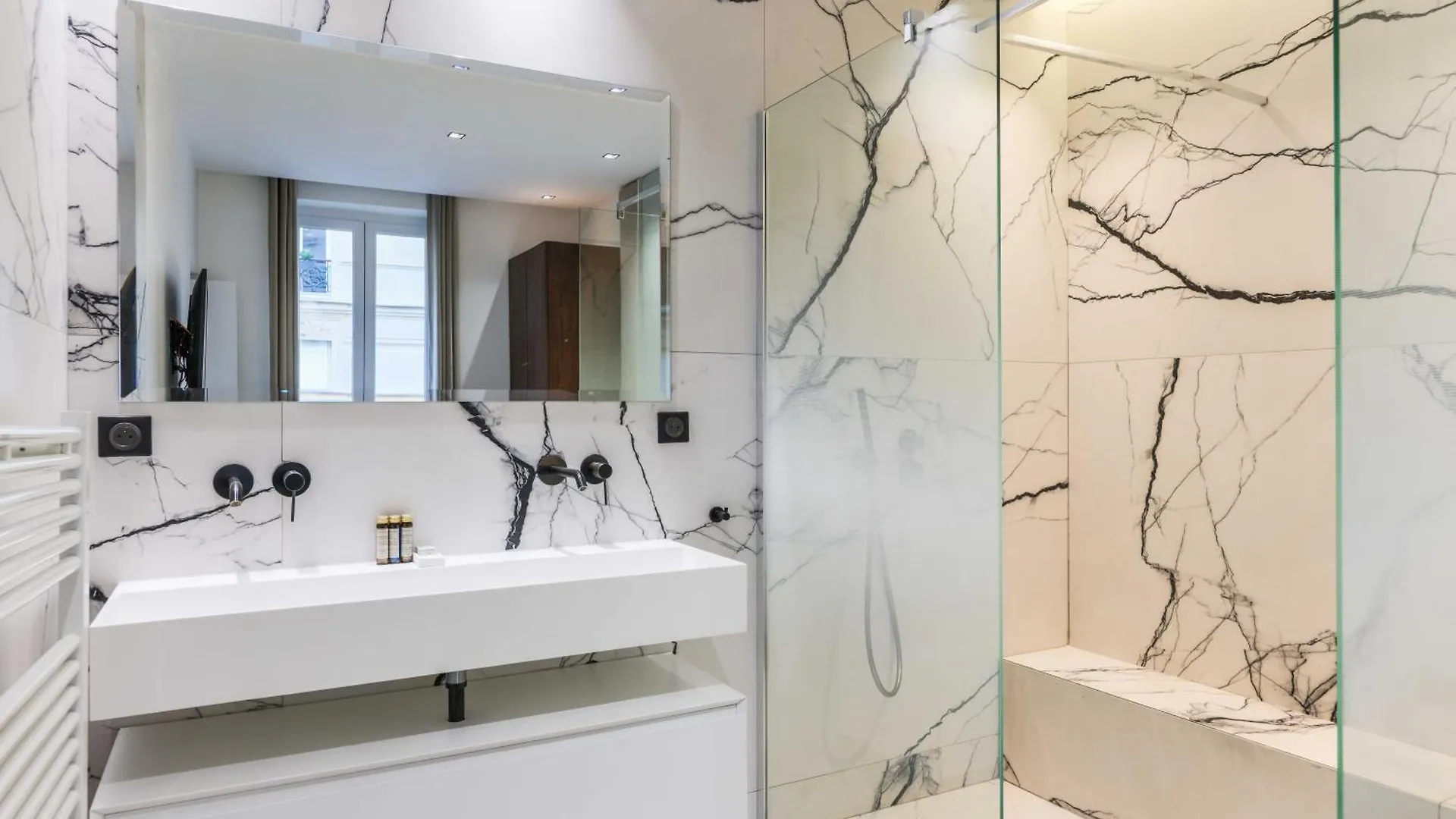 Perfect For Exploring - 2br-6p - Center Of * Paris